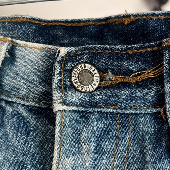 Brandy Melville acid wash jeans - Picture 5 of 8